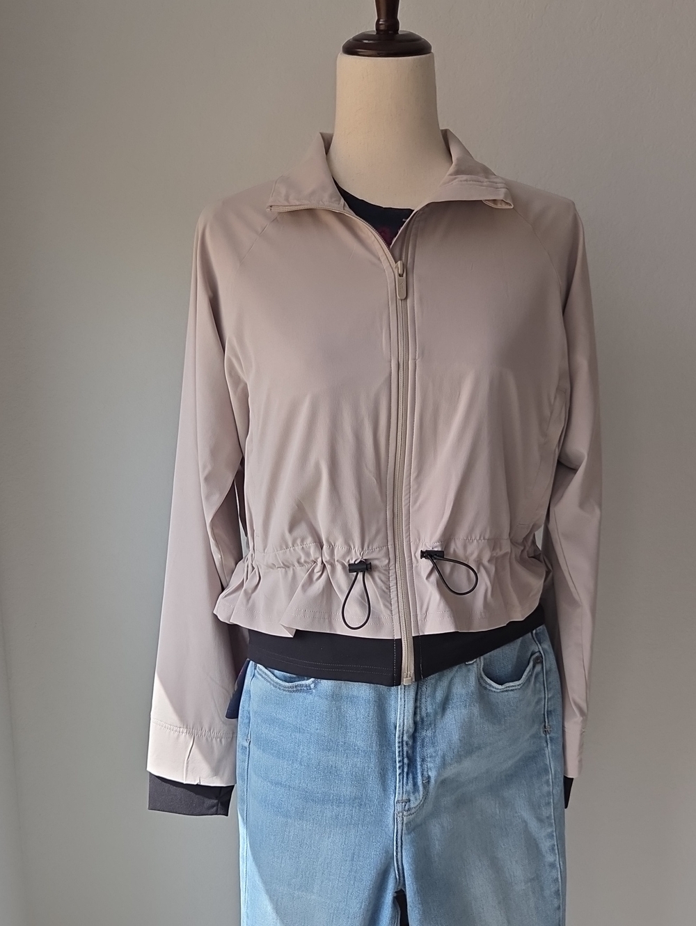 New FLX Active Outdoor Drawstring Zip Bomber Jacket Vents Zip Light Travel Brown
